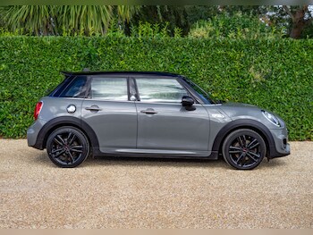 Used MINI Hatch 2019 for sale - 76178563: Photo 2