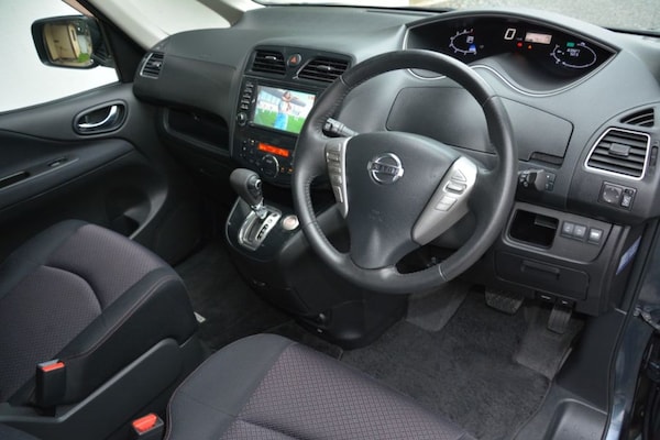 Used Nissan Serena 2011 for sale - 72659636: Photo 30