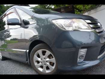Used Nissan Serena 2011 for sale - 72659636: Photo