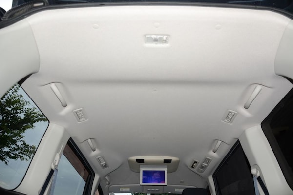 Used Nissan Serena 2011 for sale - 72659636: Photo 51
