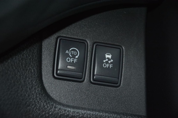 Used Nissan Serena 2011 for sale - 72659636: Photo 60