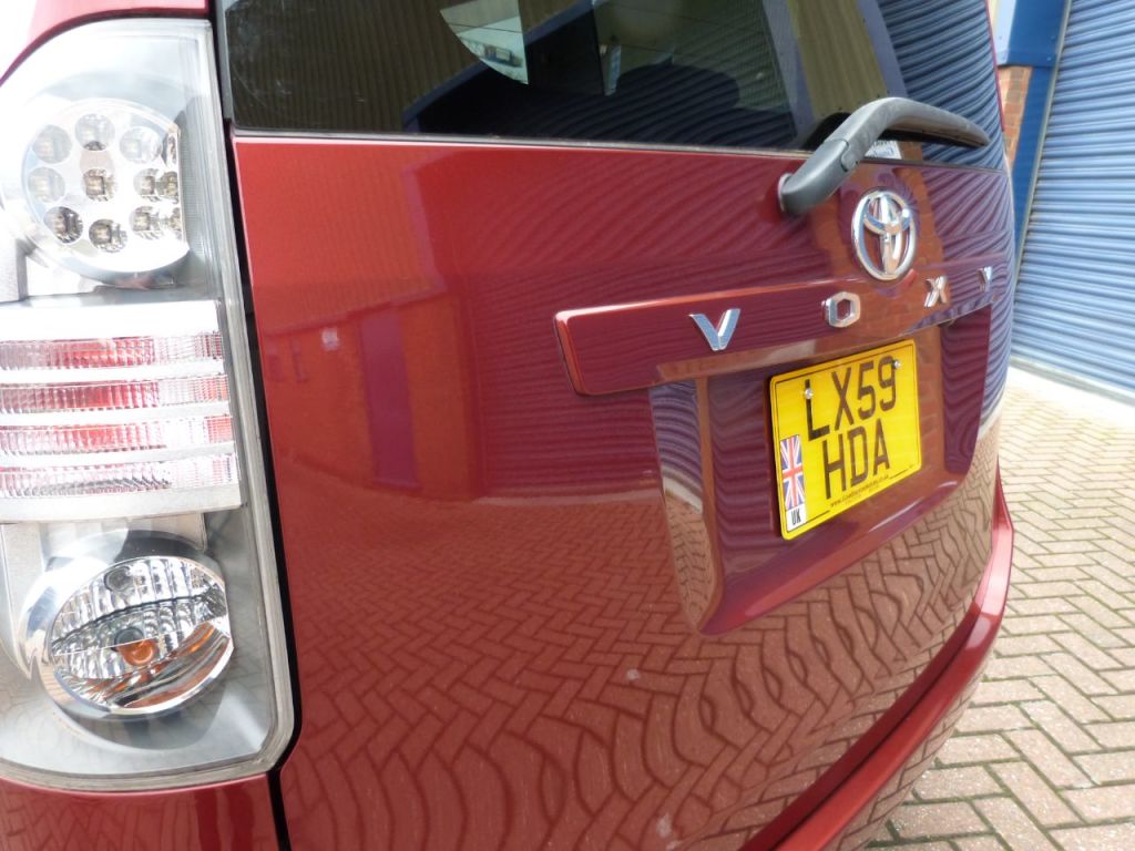 Used Toyota Voxy 2025 for sale - 76416396: Photo 21