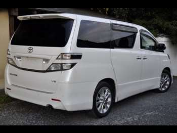 Used Toyota Vellfire  for sale - 69781319: Photo