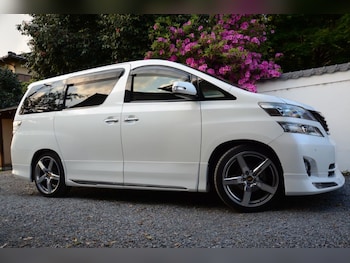Used Toyota Vellfire 2008 for sale - 75516171: Photo