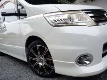 Used Nissan Serena  for sale - 72927748: Photo