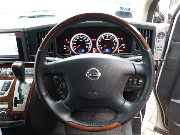 Used Nissan Elgrand 2008 for sale - 72740758: Photo 15