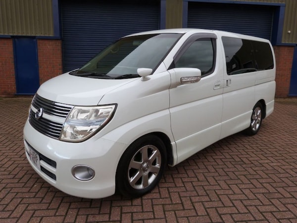 Used Nissan Elgrand 2008 for sale - 72740758: Photo 1