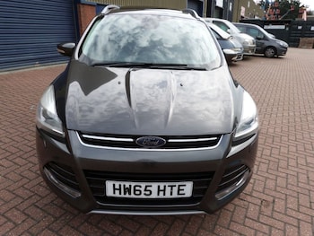 Used Ford Kuga 2015 for sale - 76147238: Photo 2