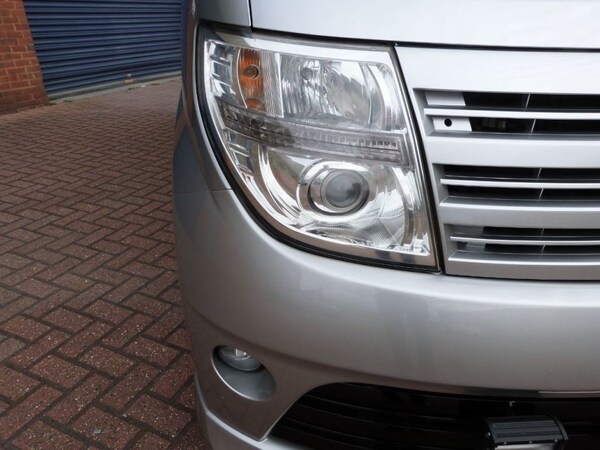 Used Nissan Elgrand 2006 for sale - 68254812: Photo 18