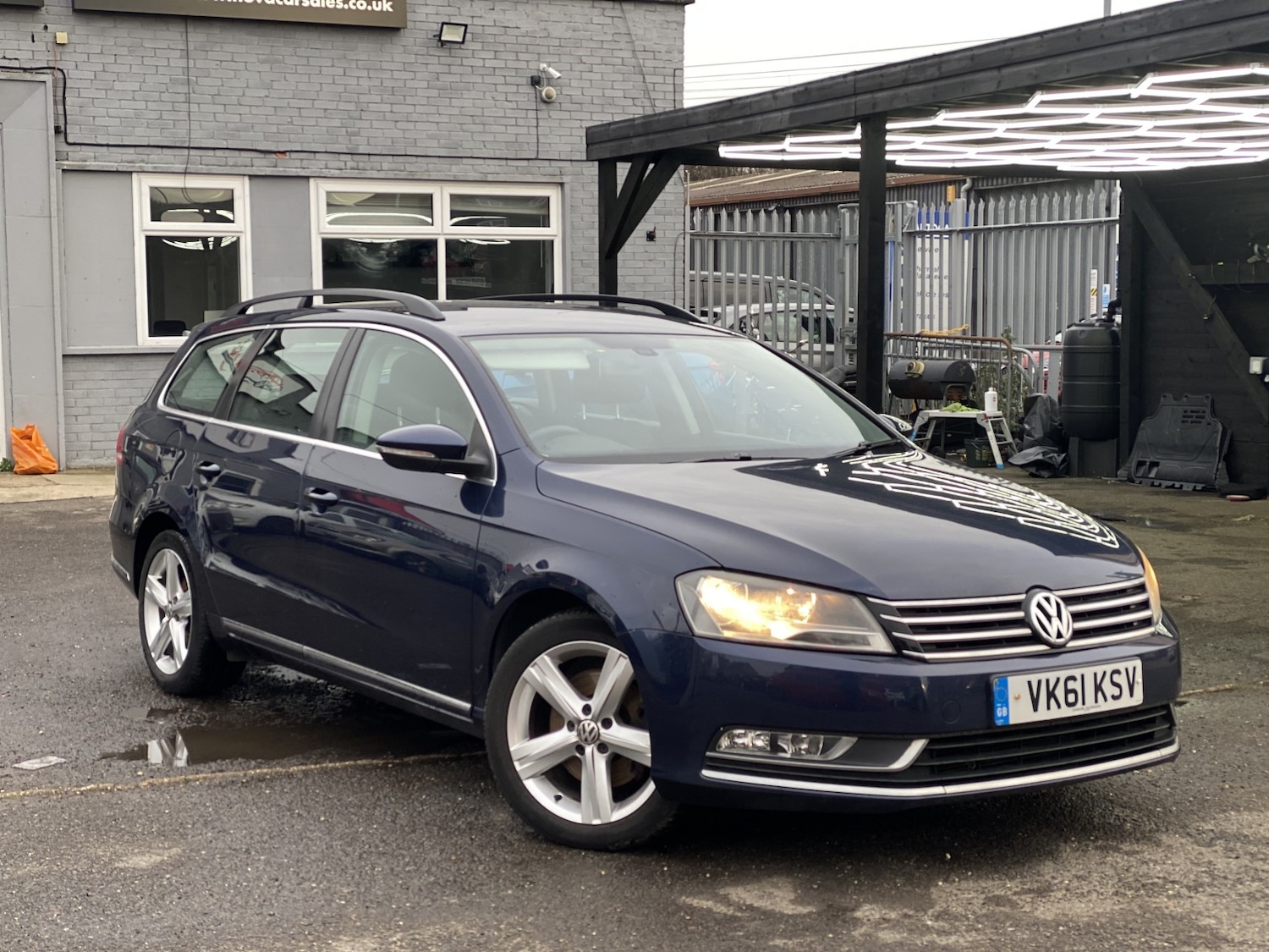 Used Volkswagen Passat 2011 for sale - 76982791: Photo 2