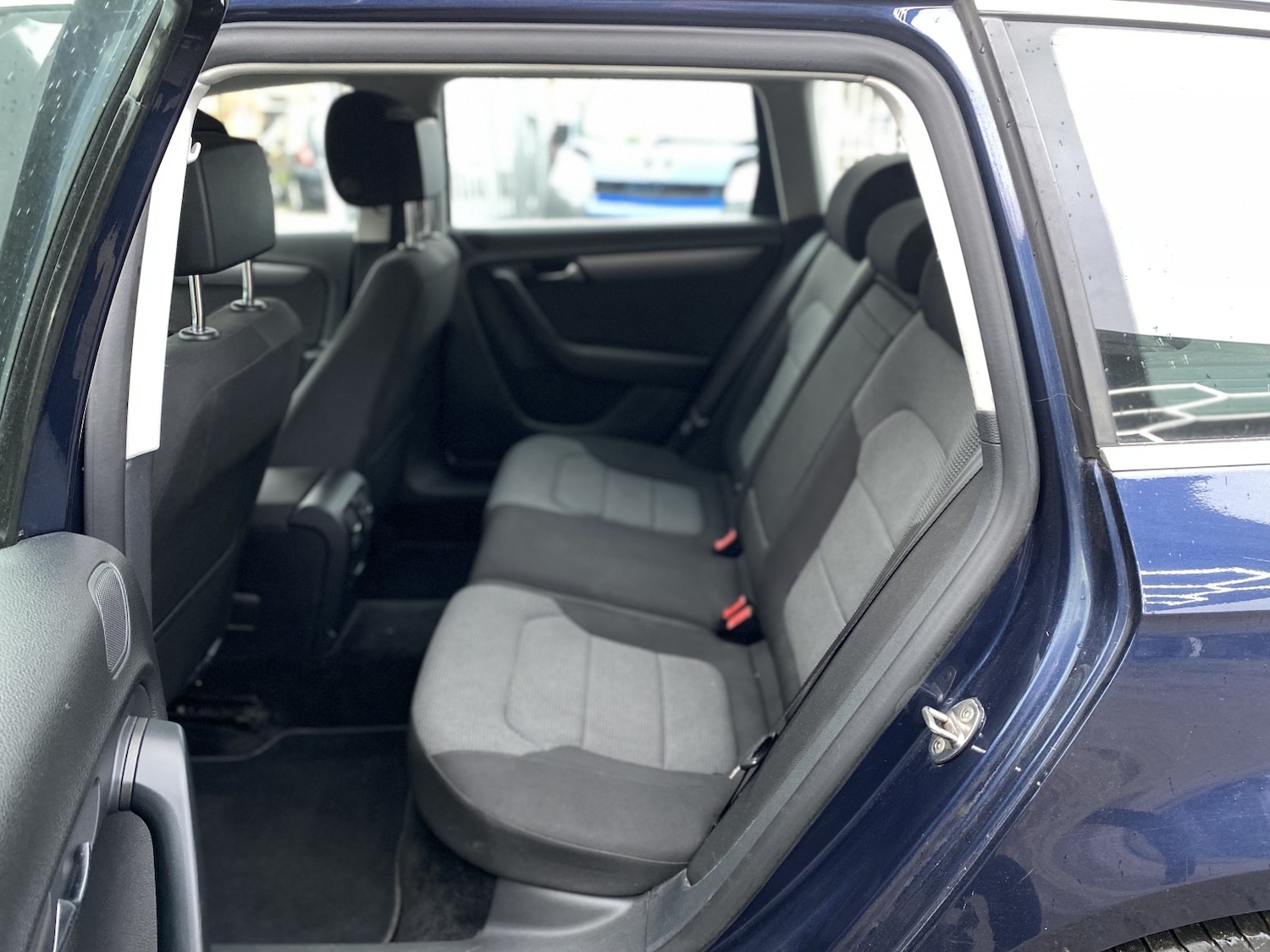 Used Volkswagen Passat 2011 for sale - 76982791: Photo 29