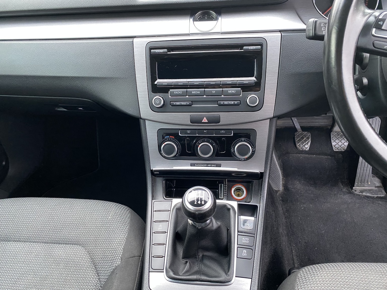 Used Volkswagen Passat 2011 for sale - 76982791: Photo 36