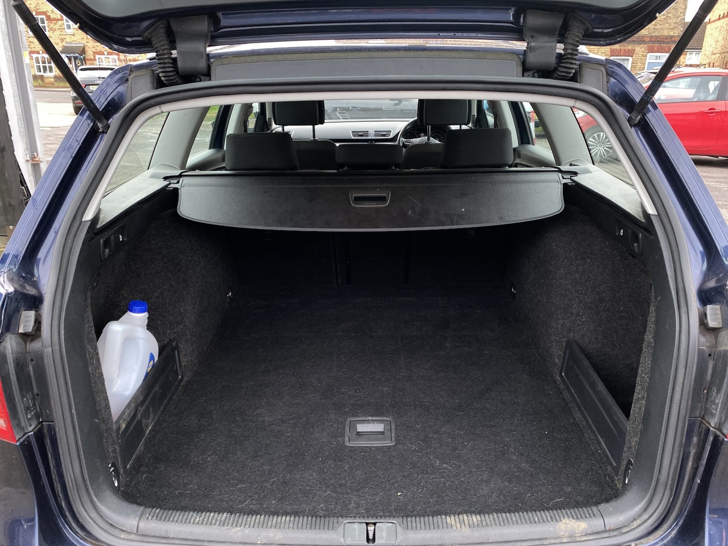 Used Volkswagen Passat 2011 for sale - 76982791: Photo 50