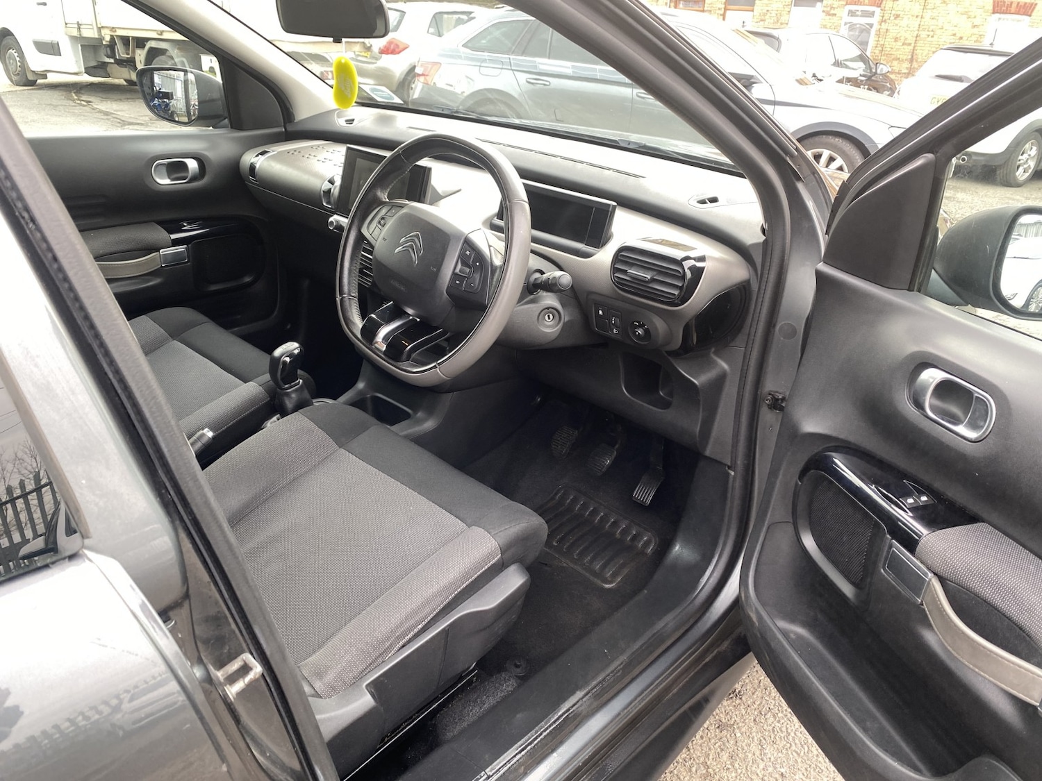 Used Citroen C4 Cactus 2015 for sale - 77609875: Photo 16