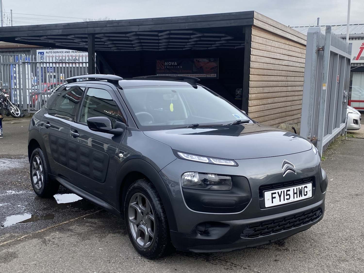 Used Citroen C4 Cactus 2015 for sale - 77609875: Photo 2