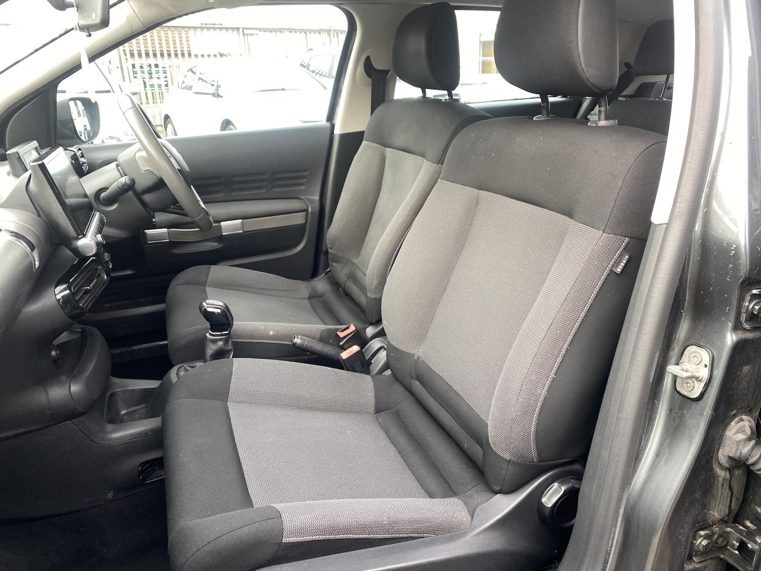 Used Citroen C4 Cactus 2015 for sale - 77609875: Photo 22