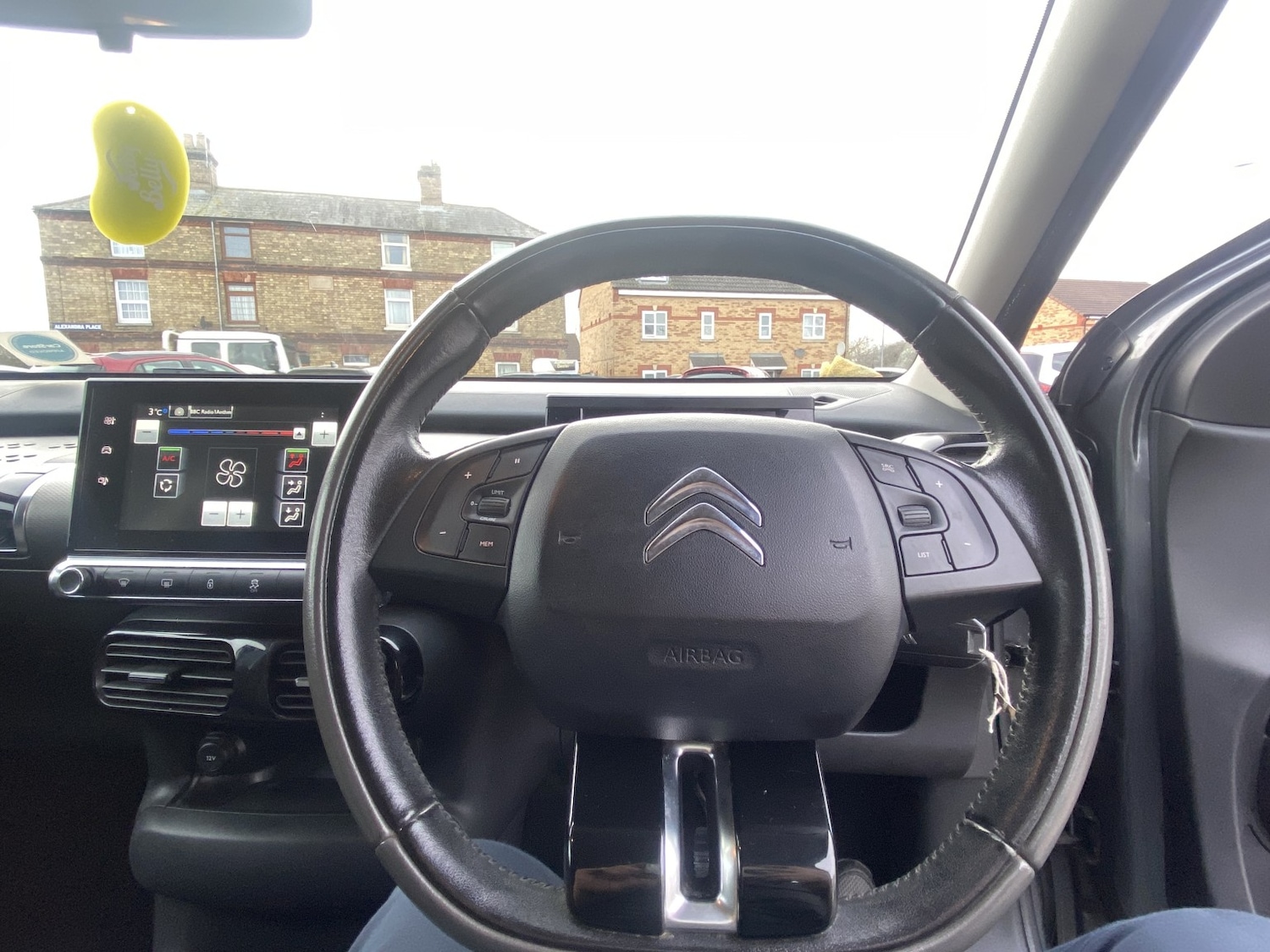 Used Citroen C4 Cactus 2015 for sale - 77609875: Photo 32