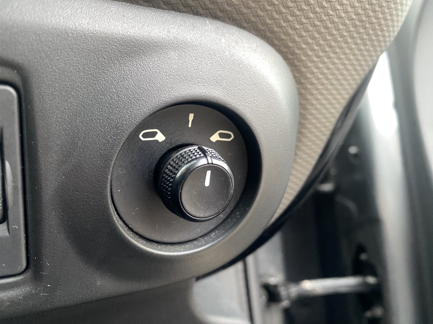 Used Citroen C4 Cactus 2015 for sale - 77609875: Photo 35