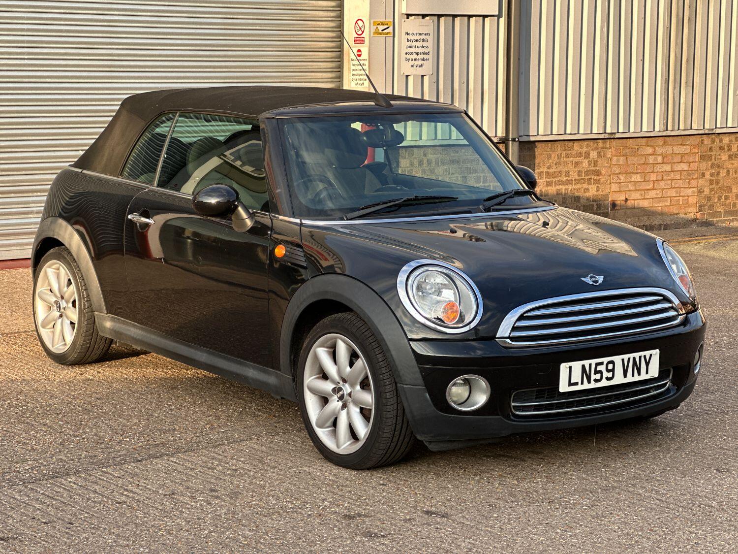 Used MINI Convertible 2009 for sale - 78070401: Photo 12
