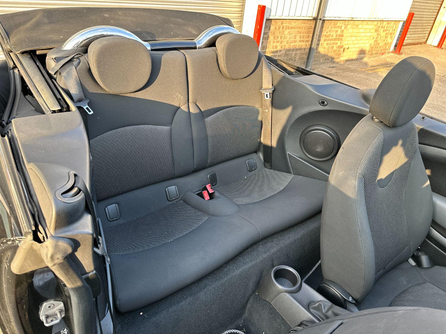 Used MINI Convertible 2009 for sale - 78070401: Photo 22