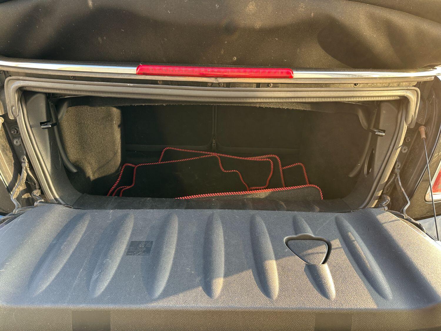 Used MINI Convertible 2009 for sale - 78070401: Photo 29