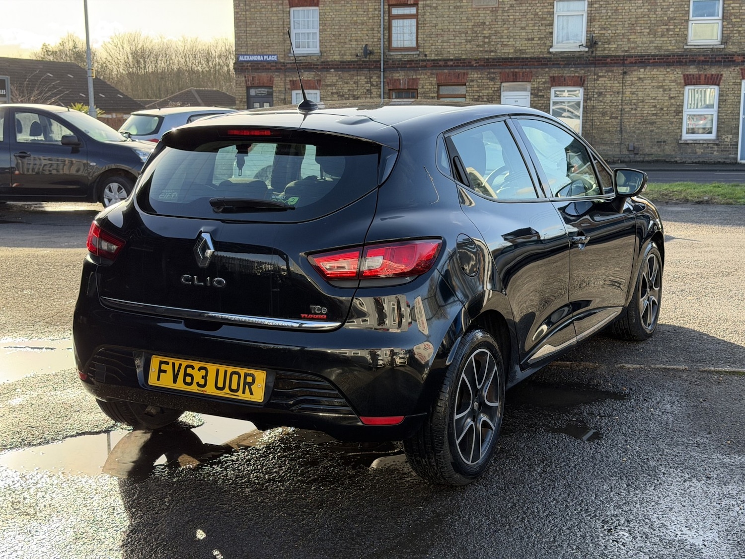 Used Renault Clio 2013 for sale - 77370637: Photo 10
