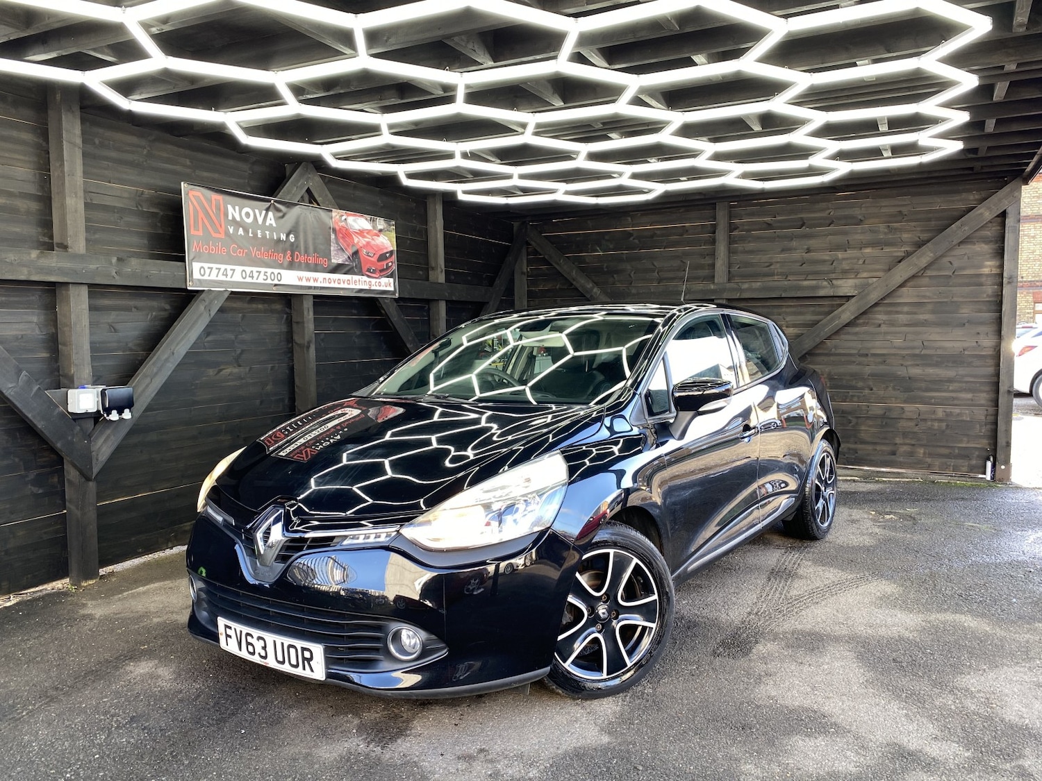 Used Renault Clio 2013 for sale - 77370637: Photo 2