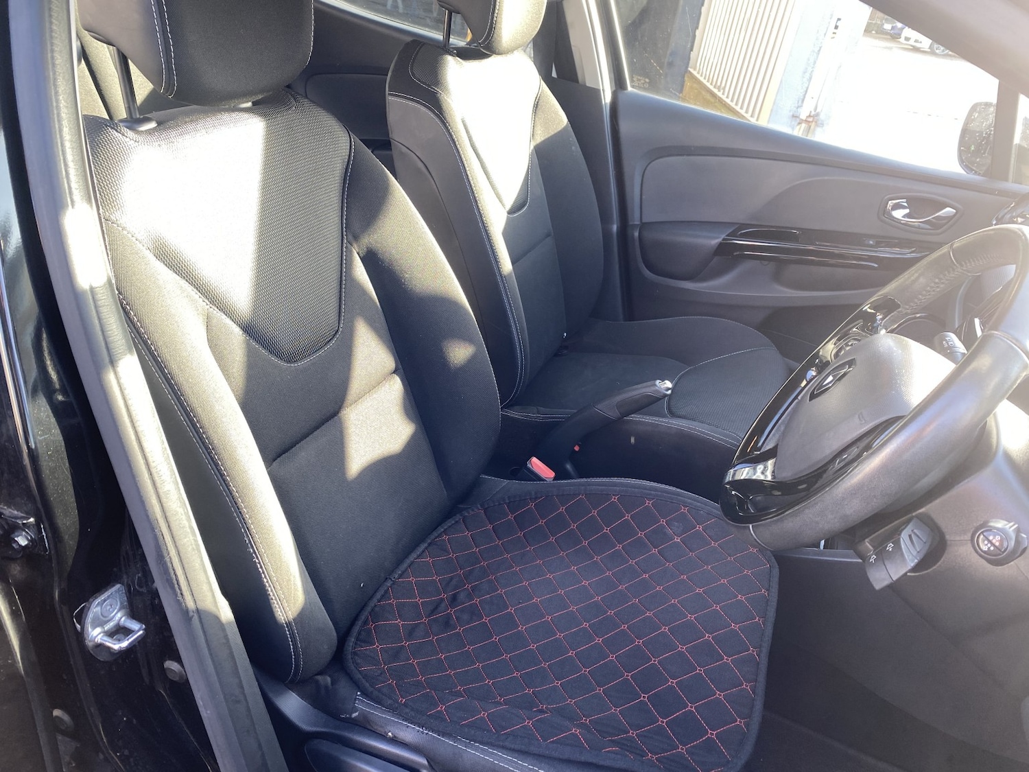 Used Renault Clio 2013 for sale - 77370637: Photo 33