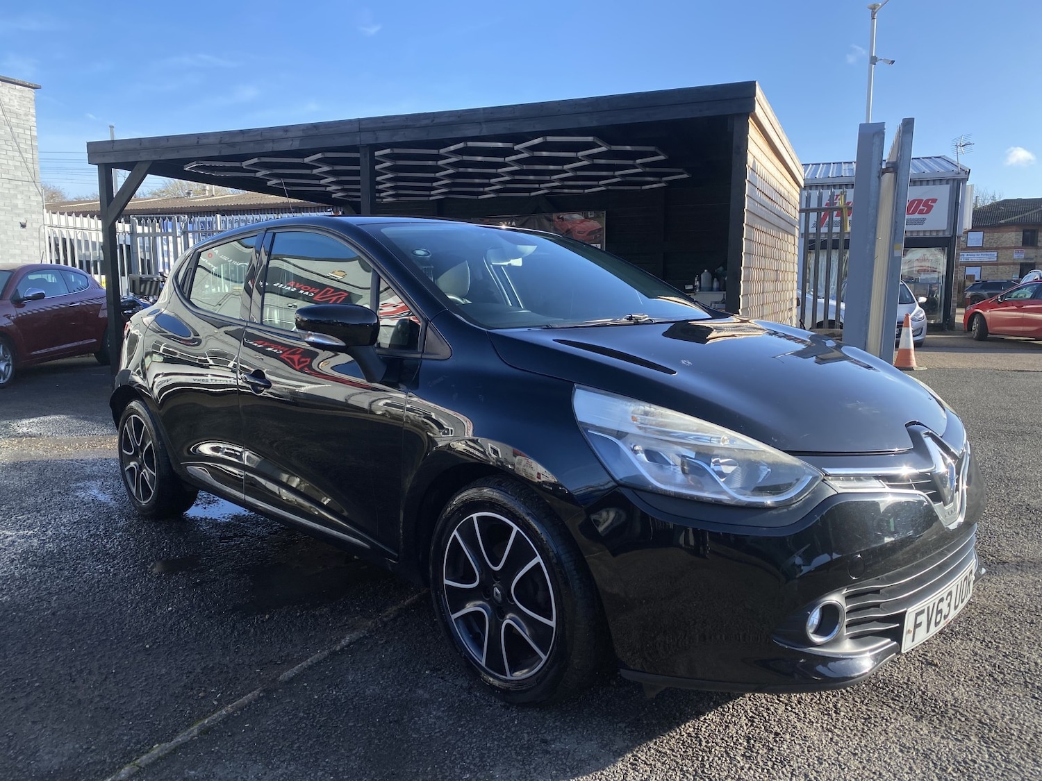 Used Renault Clio 2013 for sale - 77370637: Photo 4