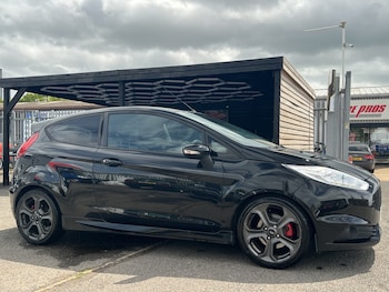 Used Ford Fiesta 2017 for sale - 79439262: Photo