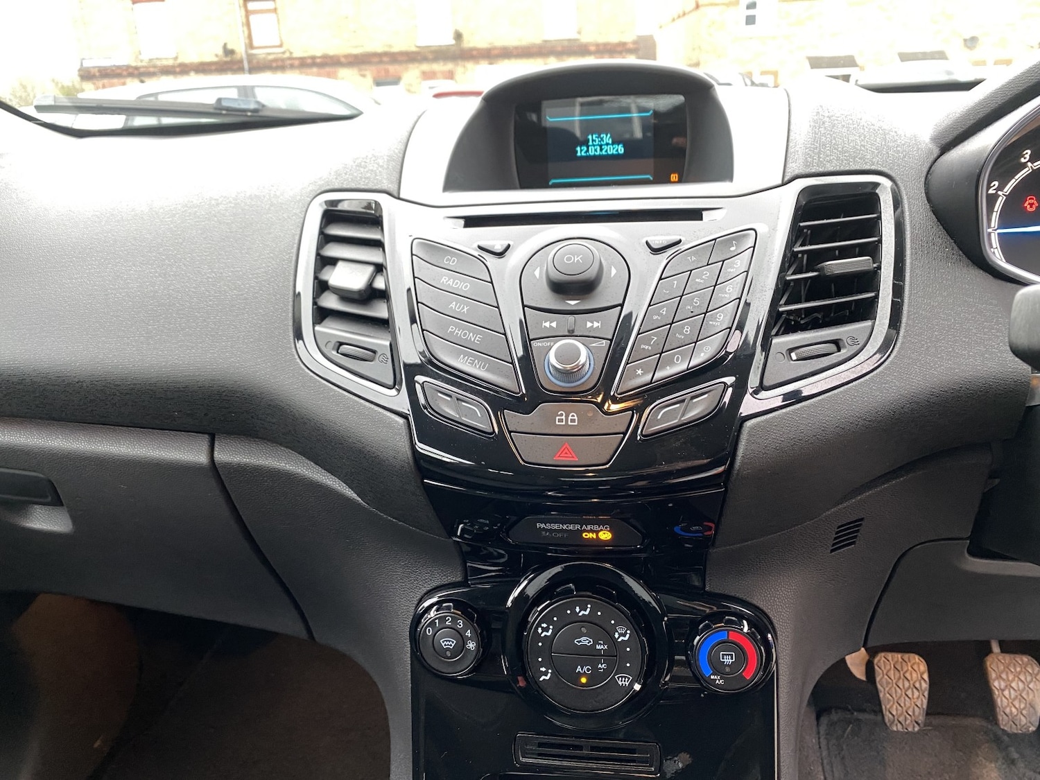 Used Ford Fiesta 2014 for sale - 77897818: Photo 32