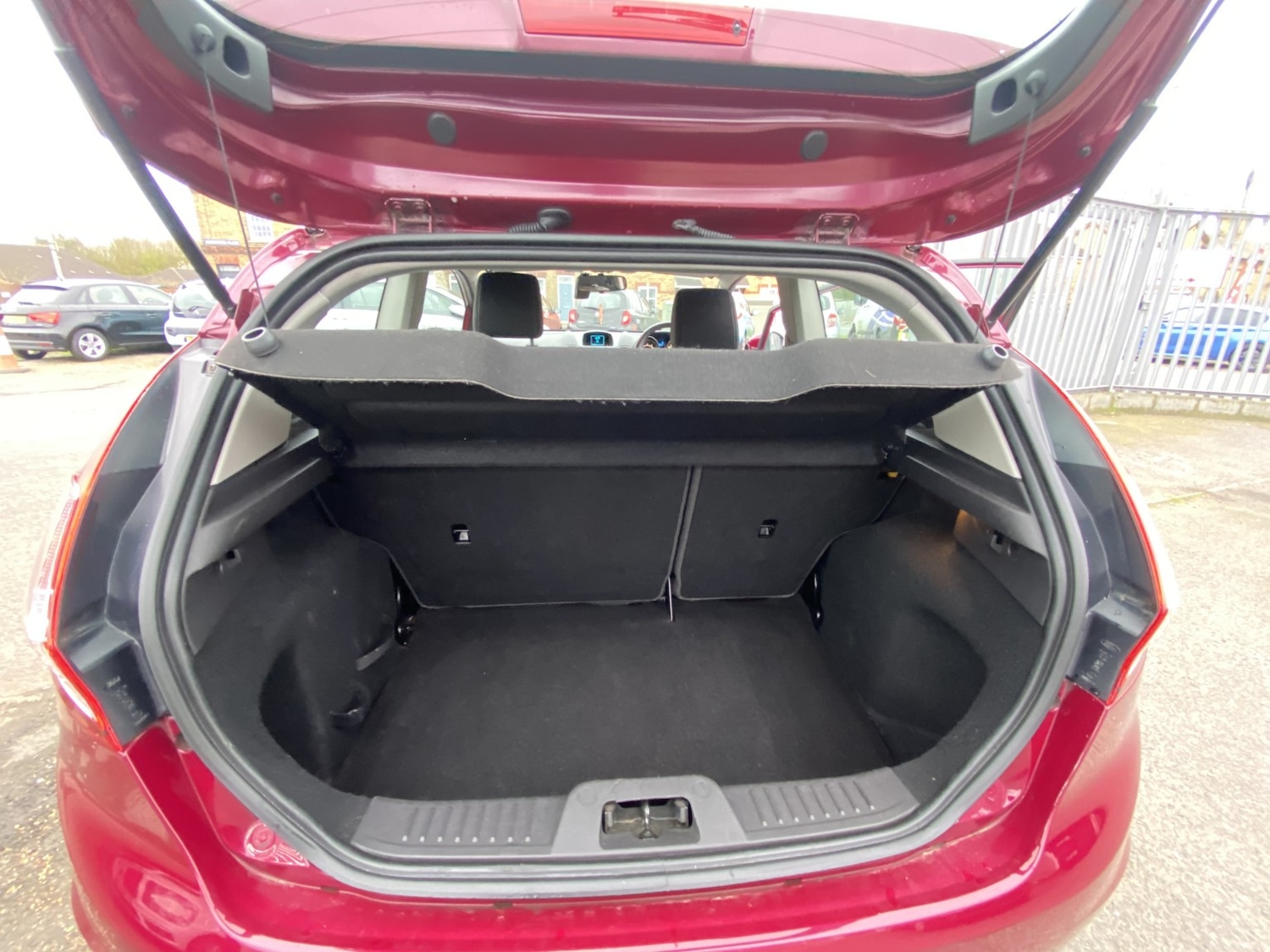 Used Ford Fiesta 2014 for sale - 77897818: Photo 40