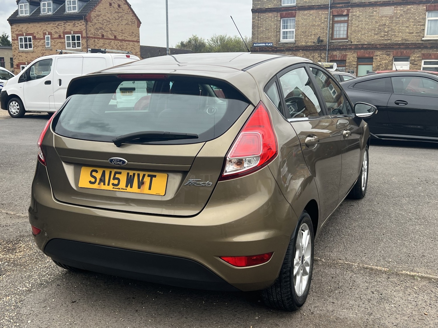 Used Ford Fiesta 2015 for sale - 78162160: Photo 12
