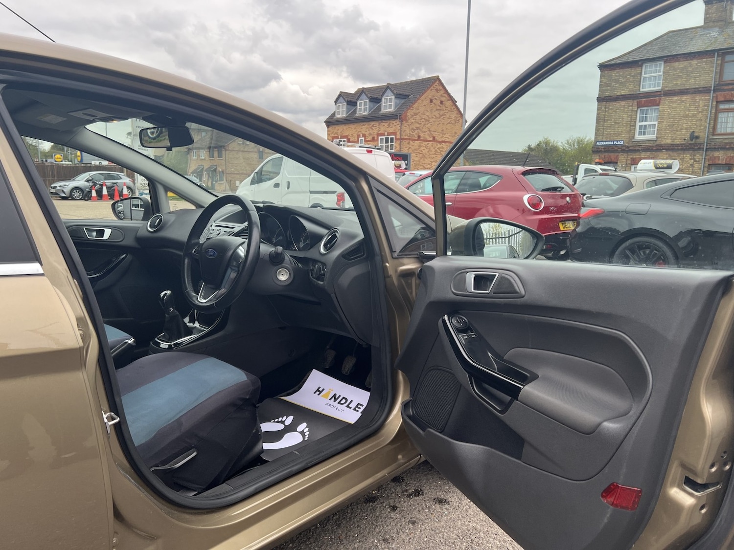 Used Ford Fiesta 2015 for sale - 78162160: Photo 18