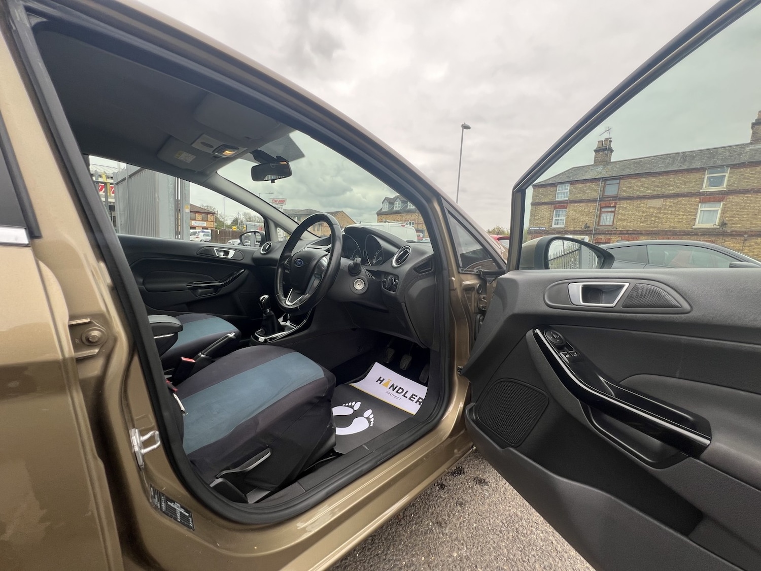 Used Ford Fiesta 2015 for sale - 78162160: Photo 22