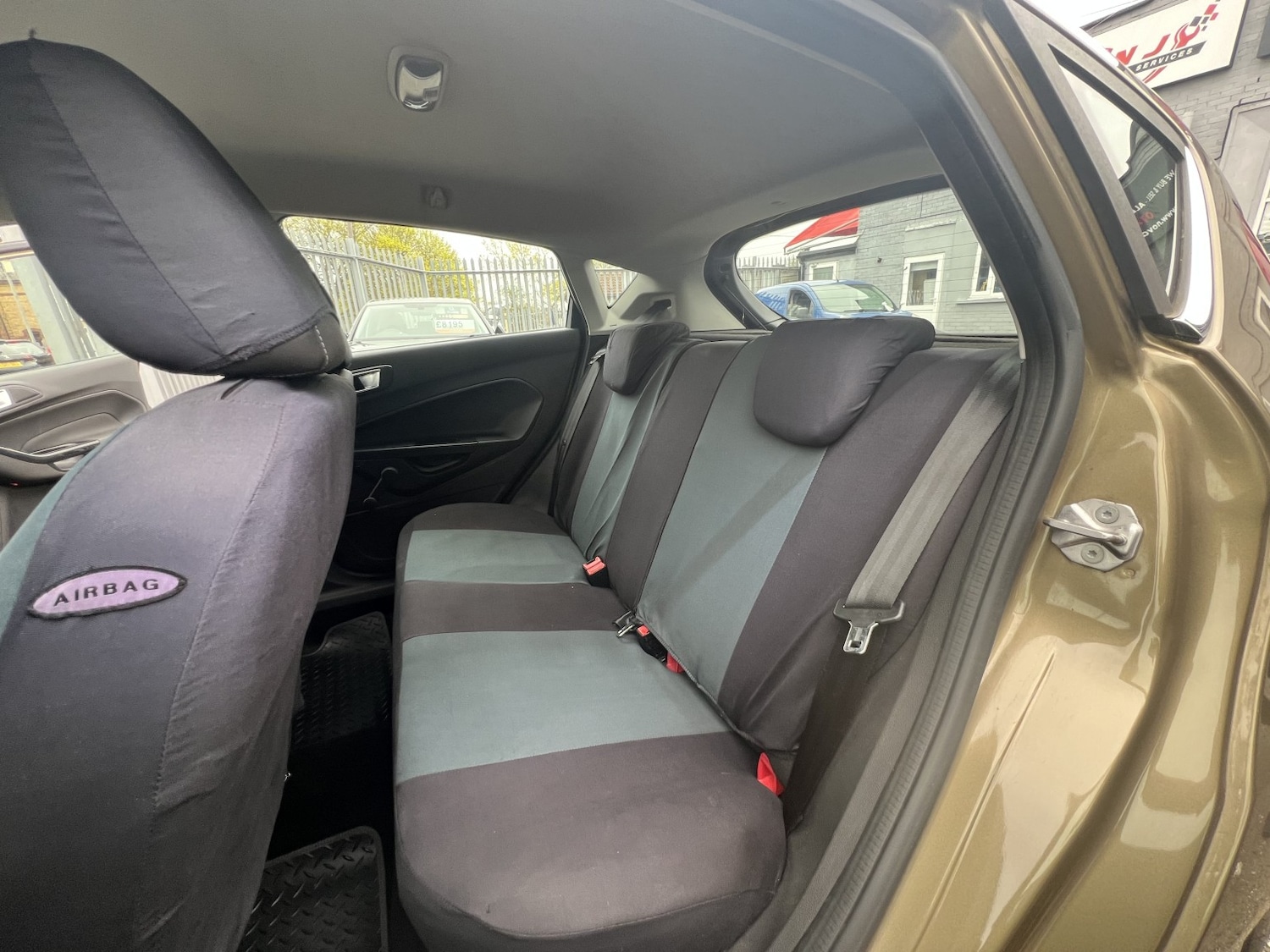 Used Ford Fiesta 2015 for sale - 78162160: Photo 31