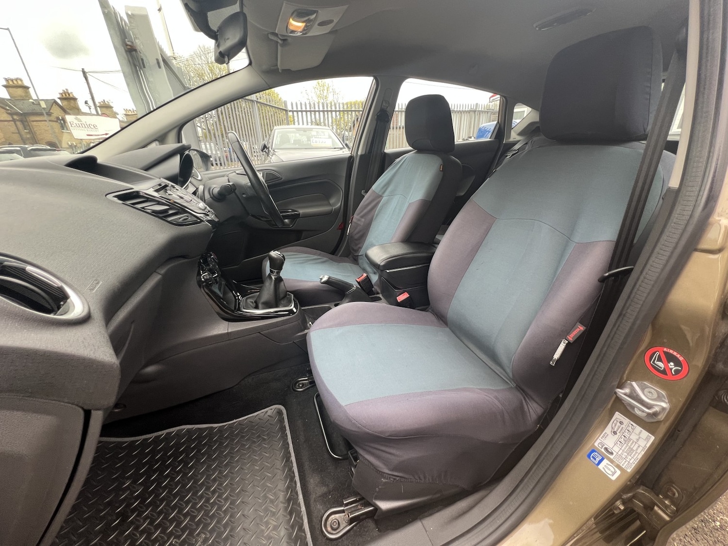 Used Ford Fiesta 2015 for sale - 78162160: Photo 35