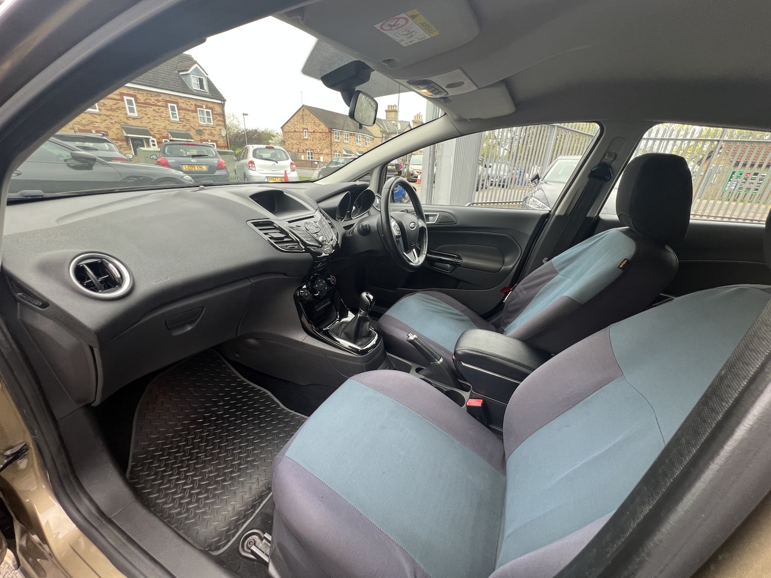 Used Ford Fiesta 2015 for sale - 78162160: Photo 36