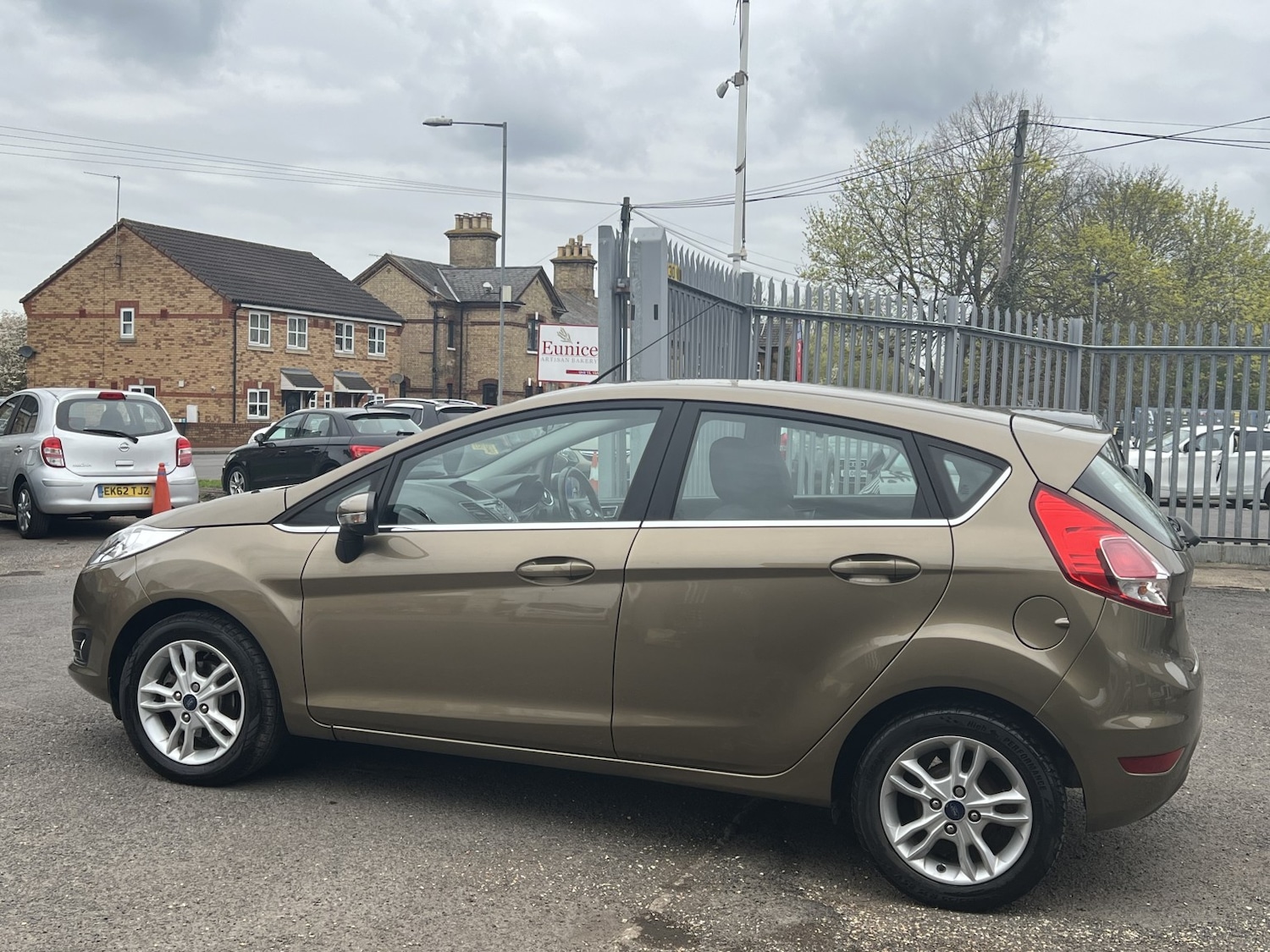 Used Ford Fiesta 2015 for sale - 78162160: Photo 7