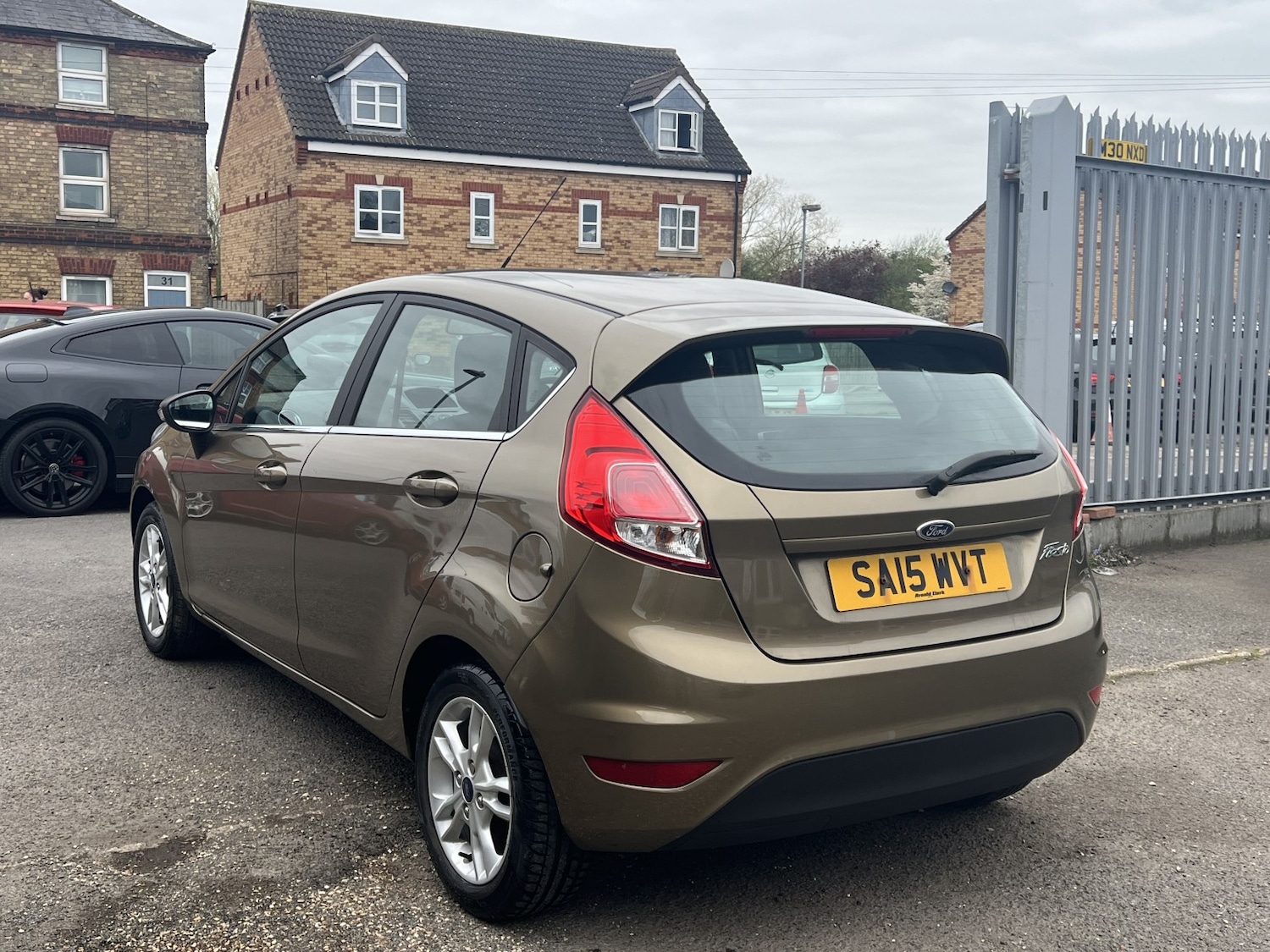 Used Ford Fiesta 2015 for sale - 78162160: Photo 9