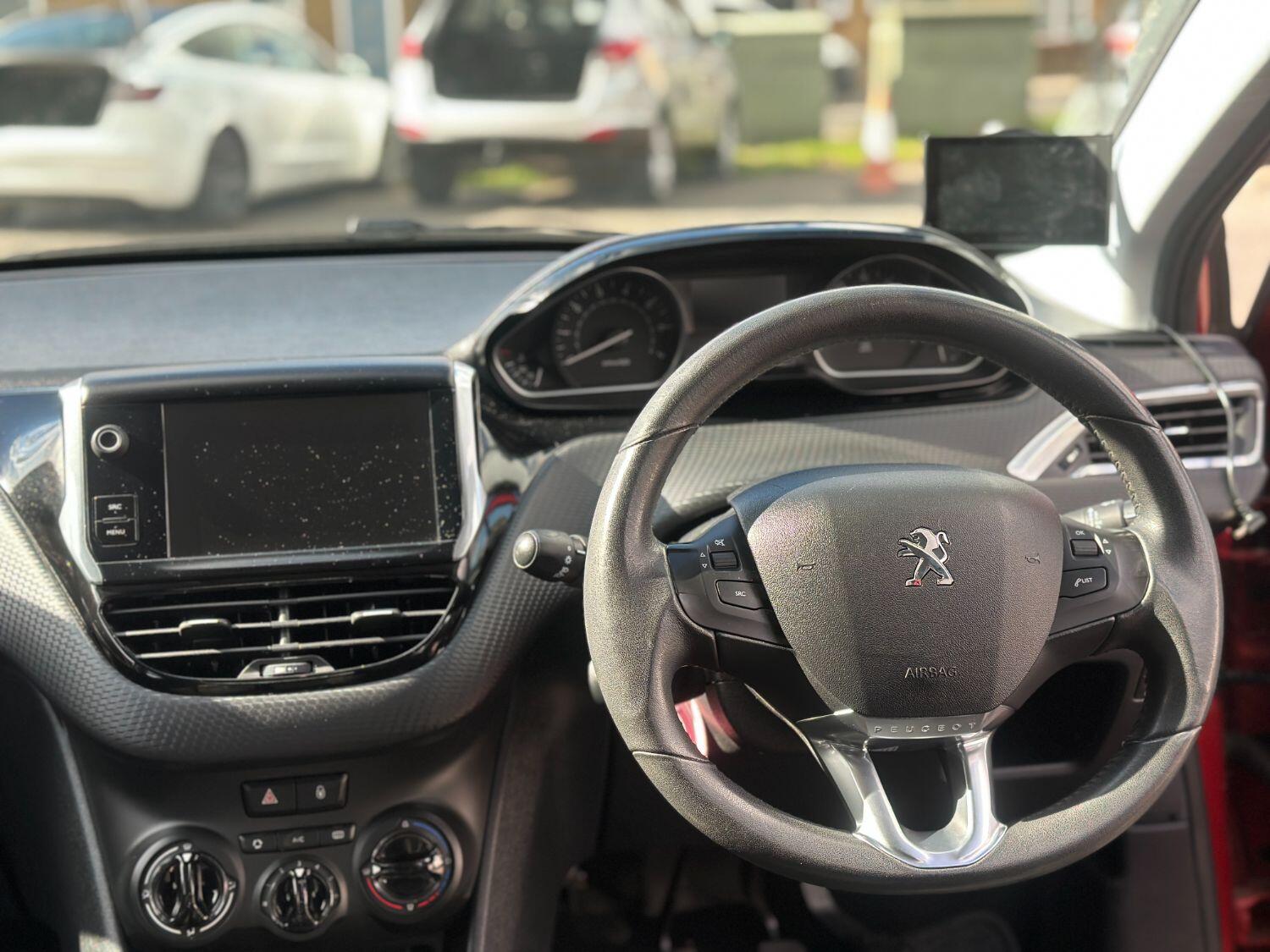 Used Peugeot 2008 2015 for sale - 76177057: Photo 22