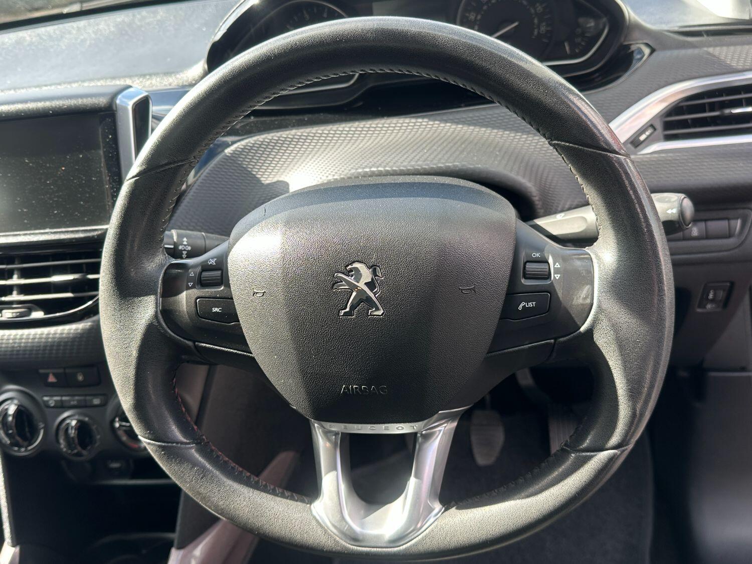 Used Peugeot 2008 2015 for sale - 76177057: Photo 30