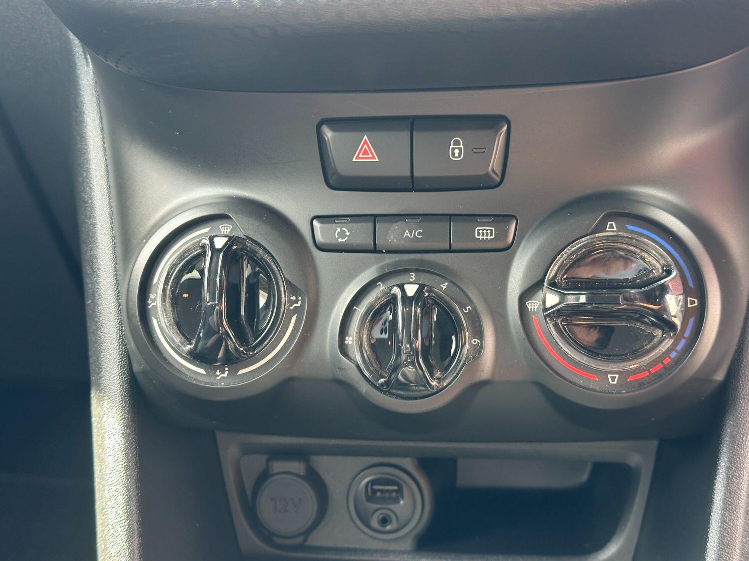 Used Peugeot 2008 2015 for sale - 76177057: Photo 34