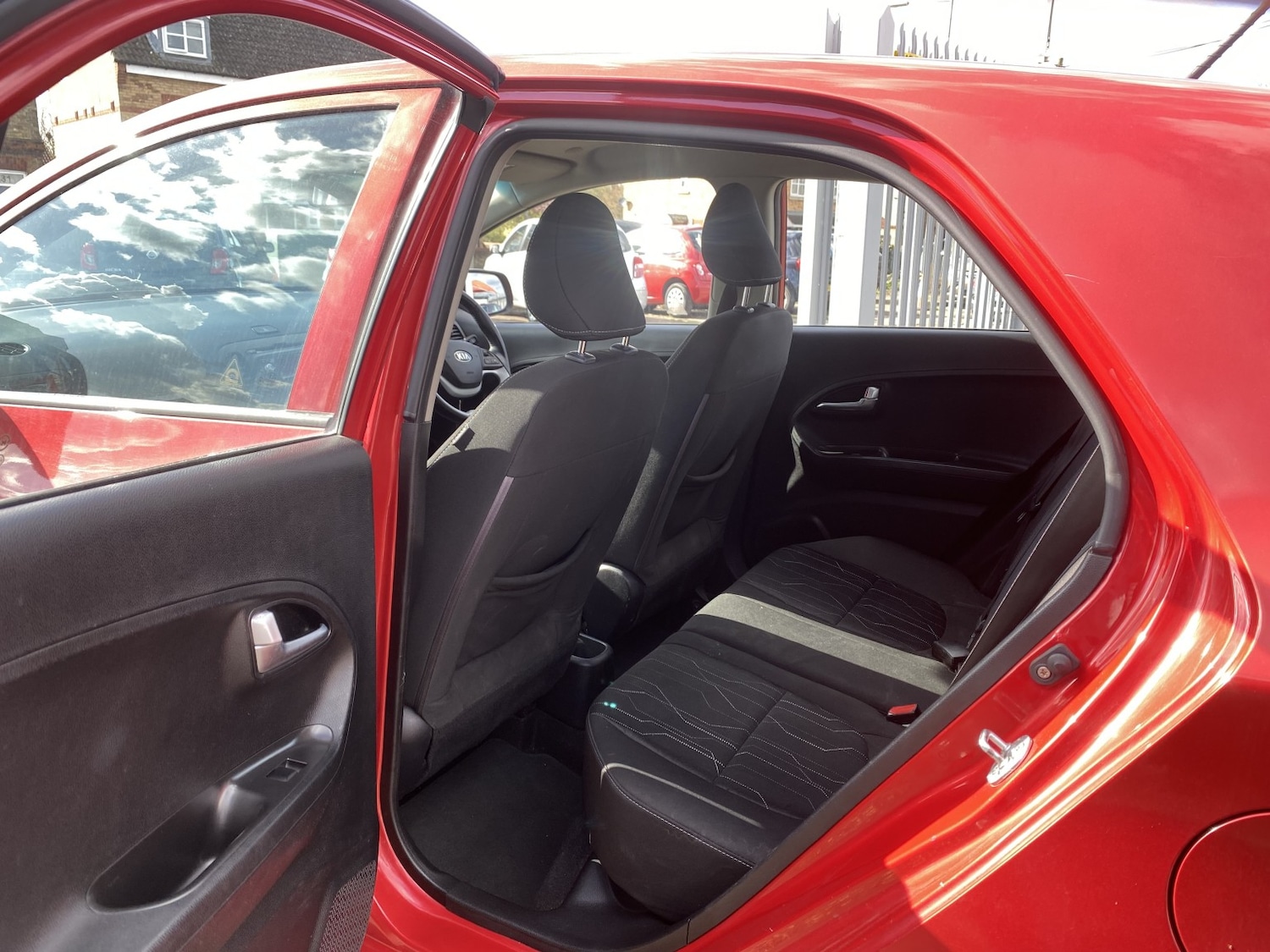 Used Kia Picanto 2014 for sale - 77897816: Photo 28