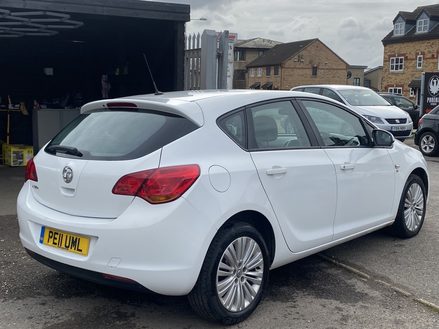 Used Vauxhall Astra 2011 for sale - 77610024: Photo 11