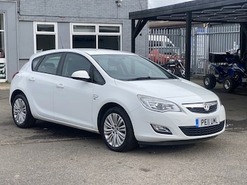 Used Vauxhall Astra 2011 for sale - 77610024: Photo