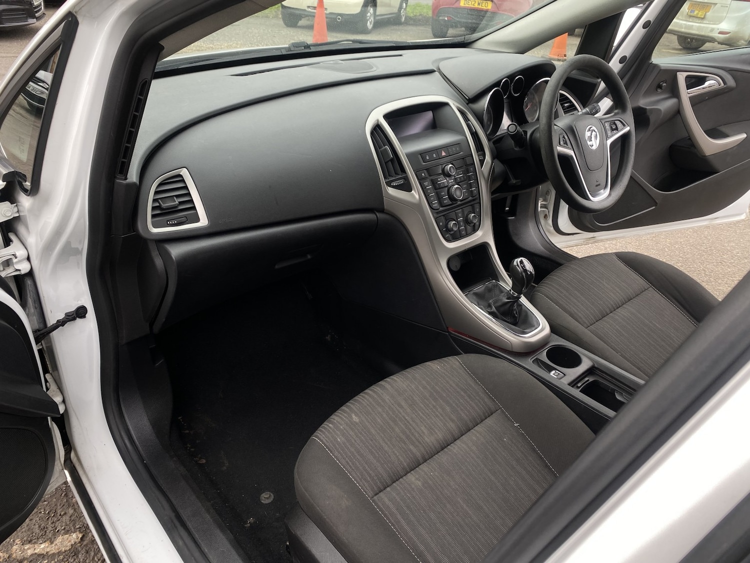 Used Vauxhall Astra 2011 for sale - 77610024: Photo 25