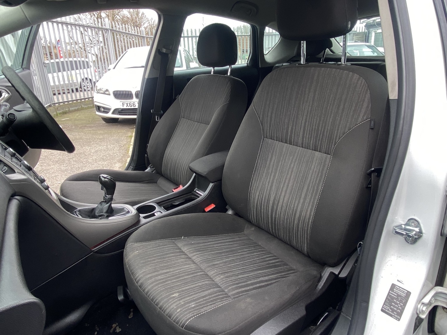 Used Vauxhall Astra 2011 for sale - 77610024: Photo 26