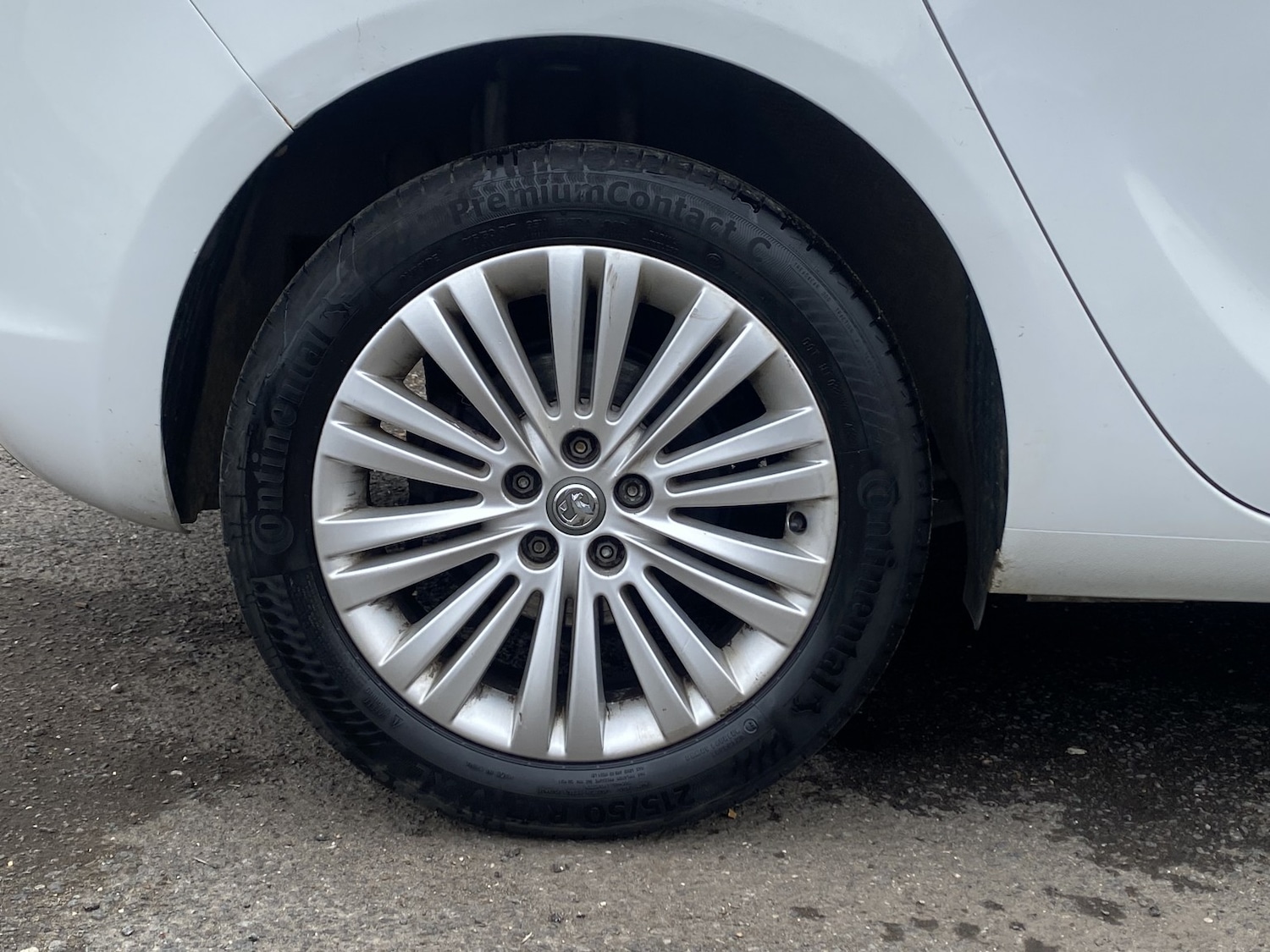 Used Vauxhall Astra 2011 for sale - 77610024: Photo 34