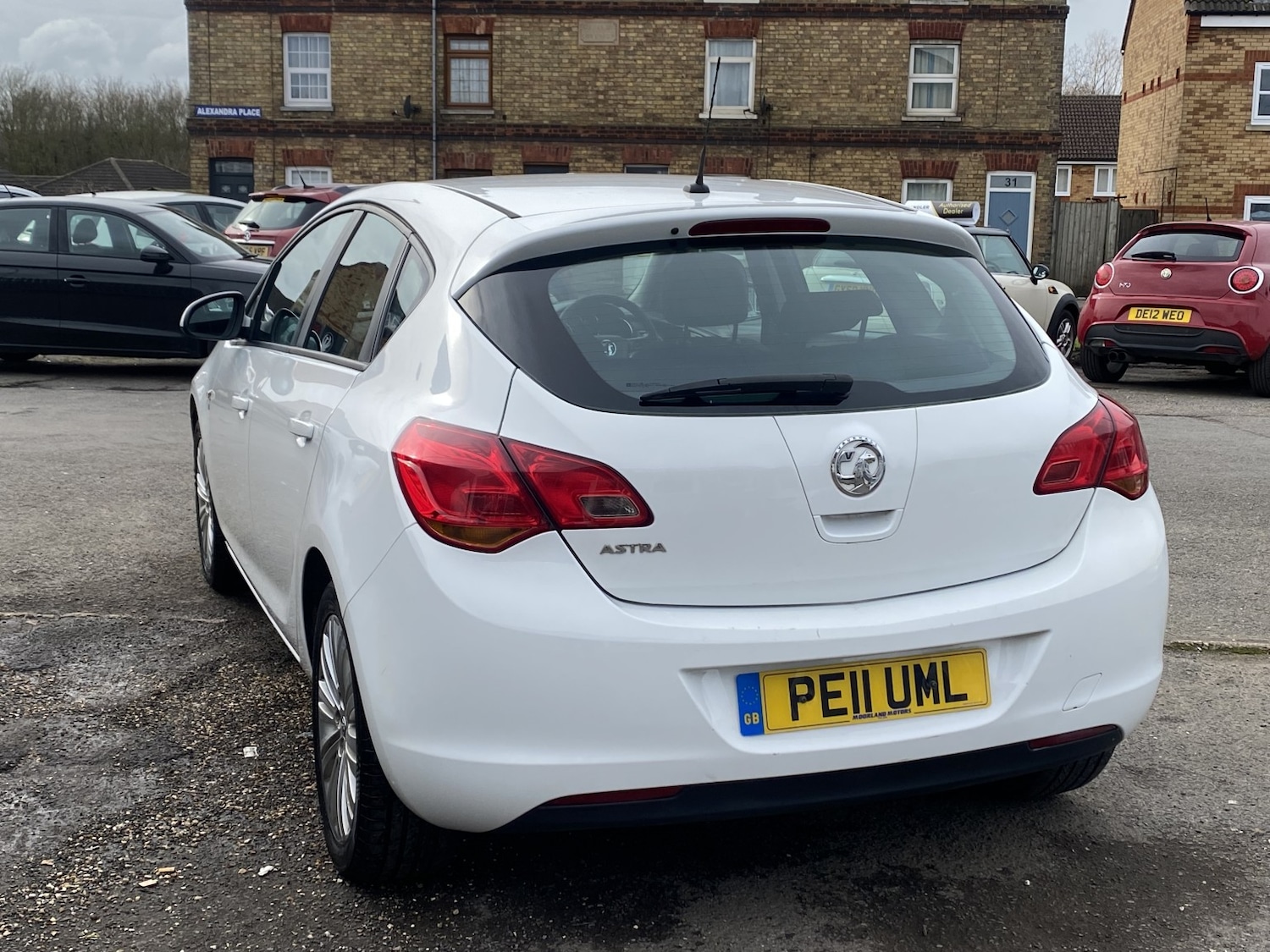 Used Vauxhall Astra 2011 for sale - 77610024: Photo 8